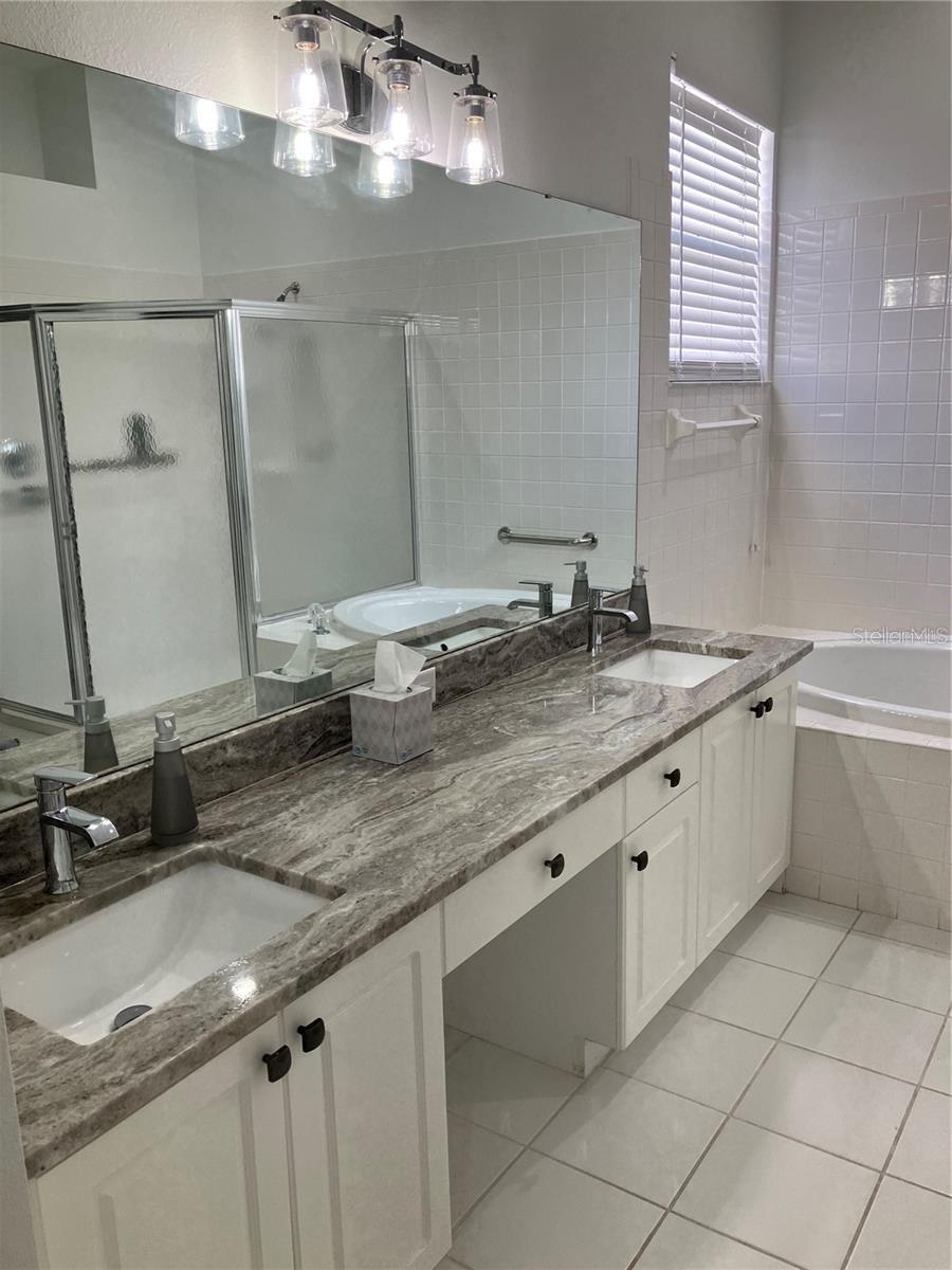 A4651645 Property Photo 14