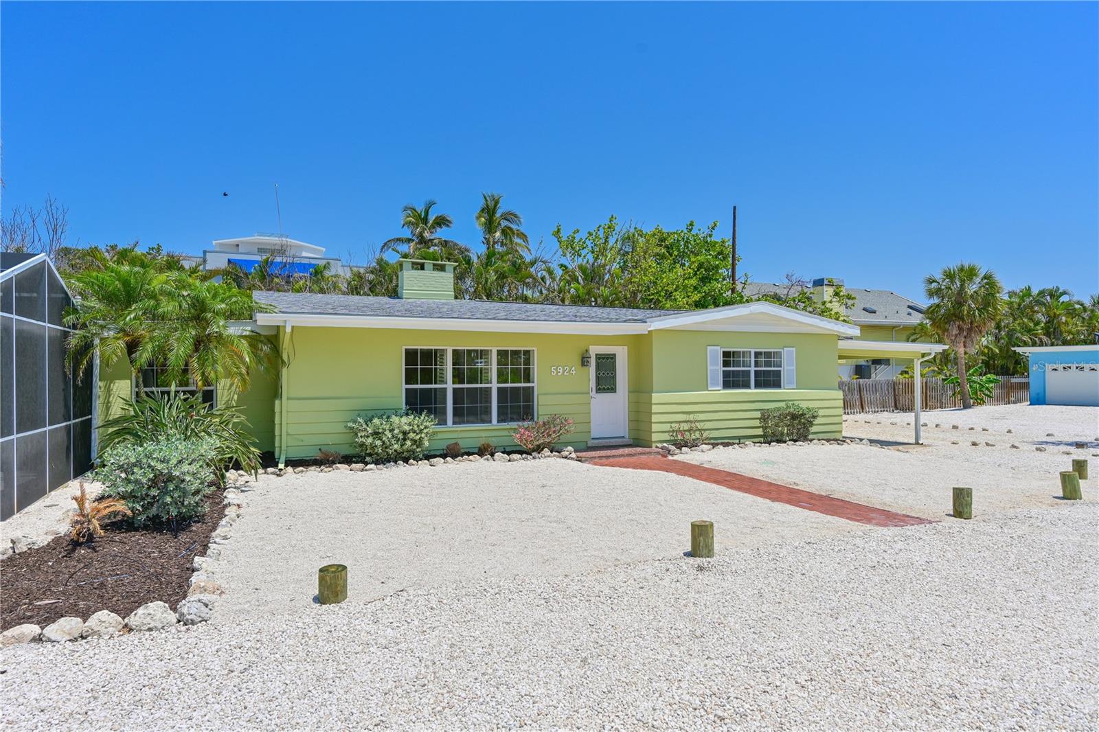 5924 Gulf Of Mexico Dr Property Photo 8