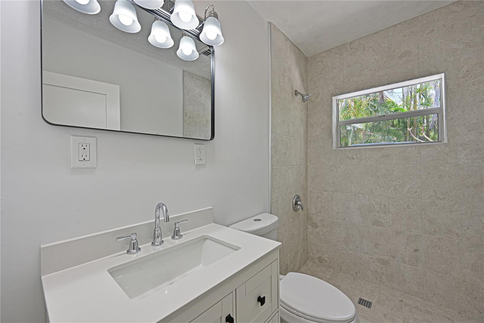 5924 Gulf Of Mexico Dr Property Photo 23