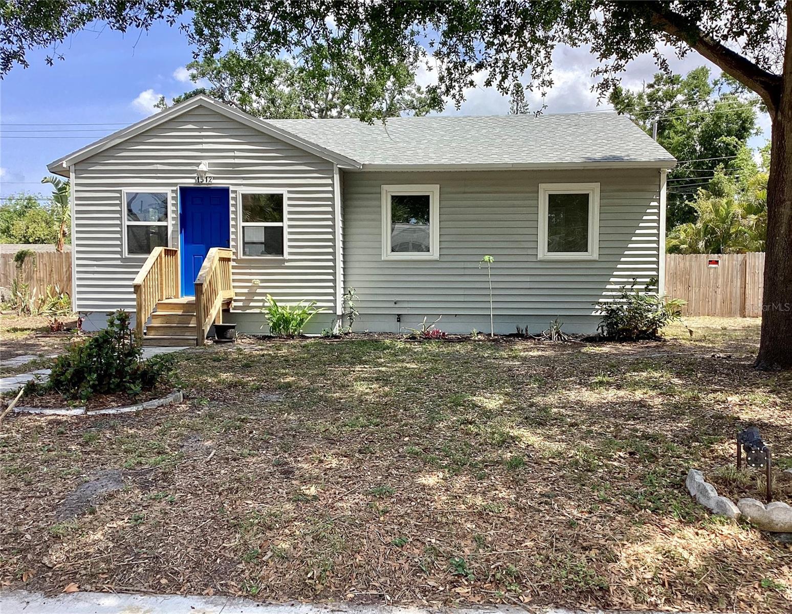 1512 18th Ave W Property Photo