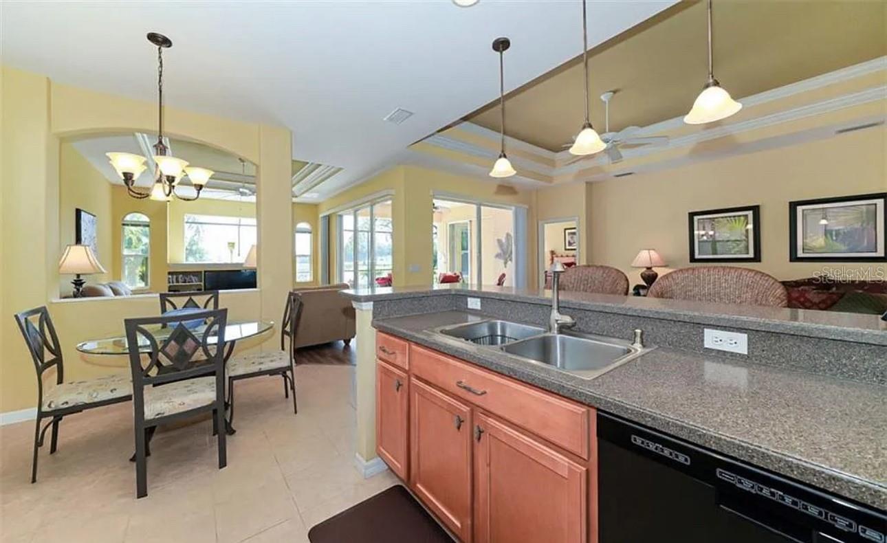 8950 Stone Harbour Loop Property Photo 6