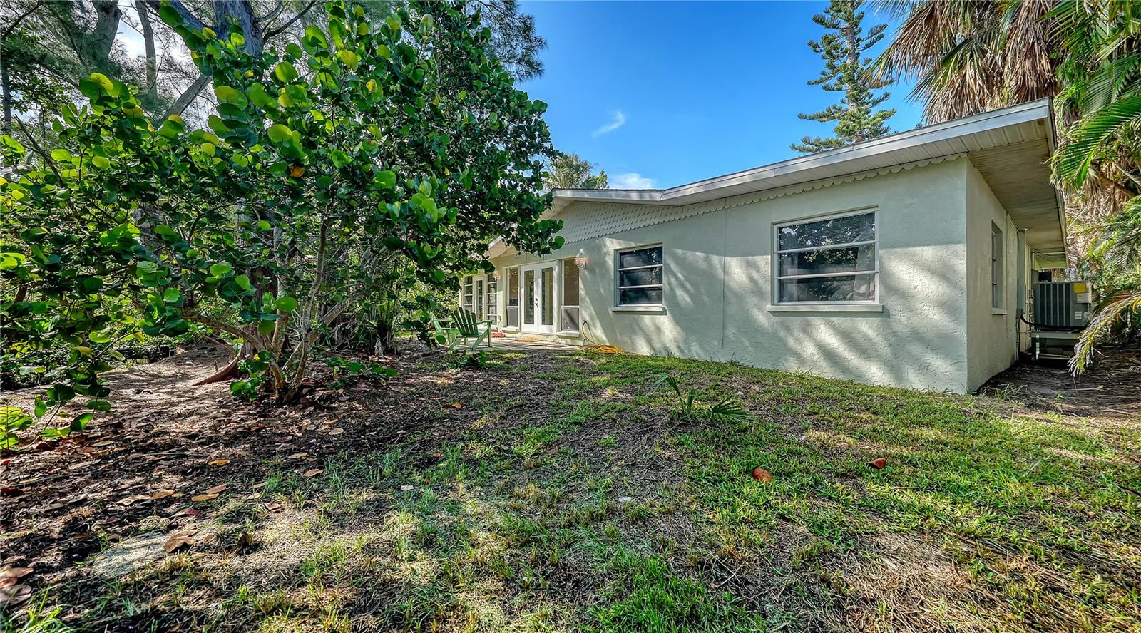 120 Hammock Rd Property Photo 9