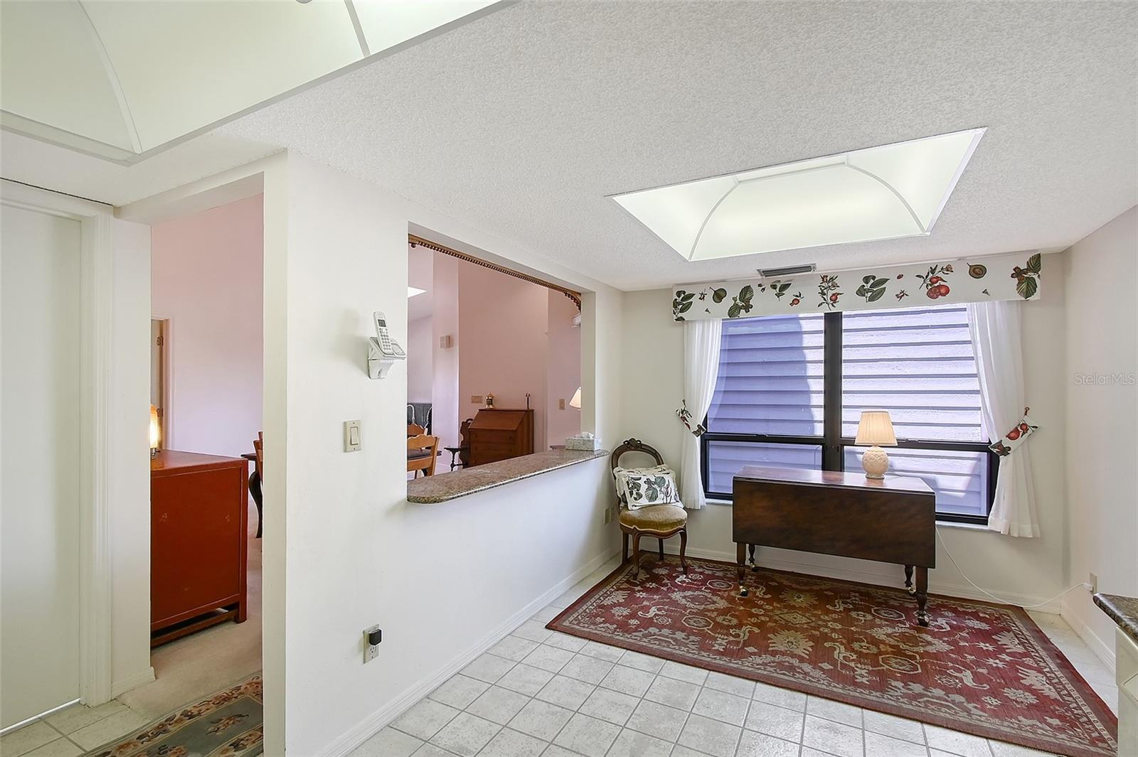 6096 Wilshire Blvd #9 Property Photo 7