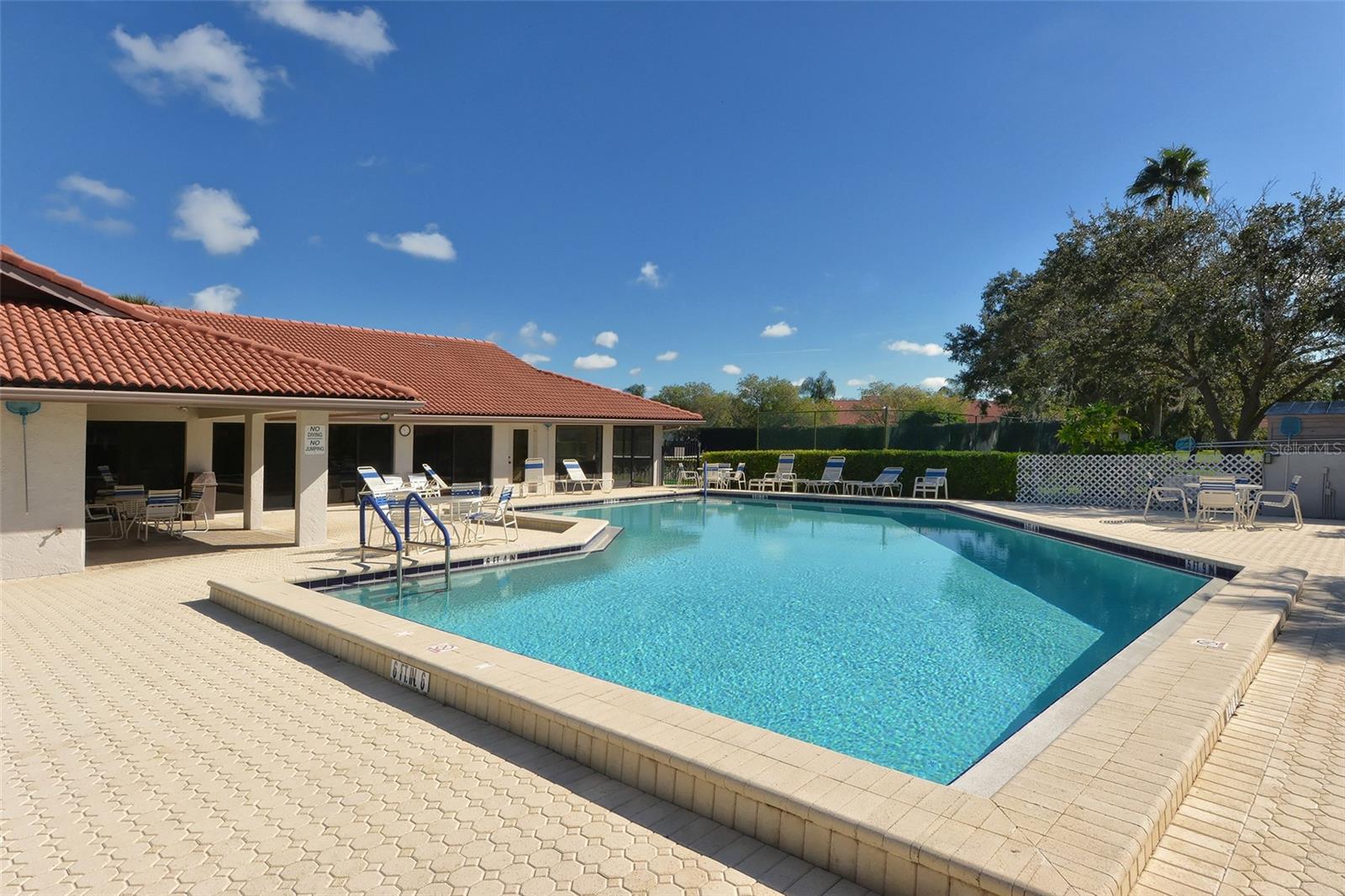 6096 Wilshire Blvd #9 Property Photo 20