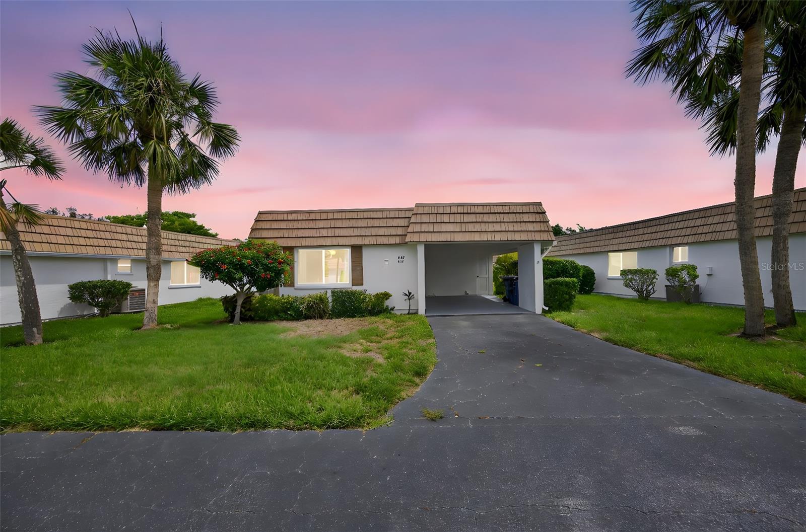 2733 RIVERBLUFF PL #V57 Property Photo 1
