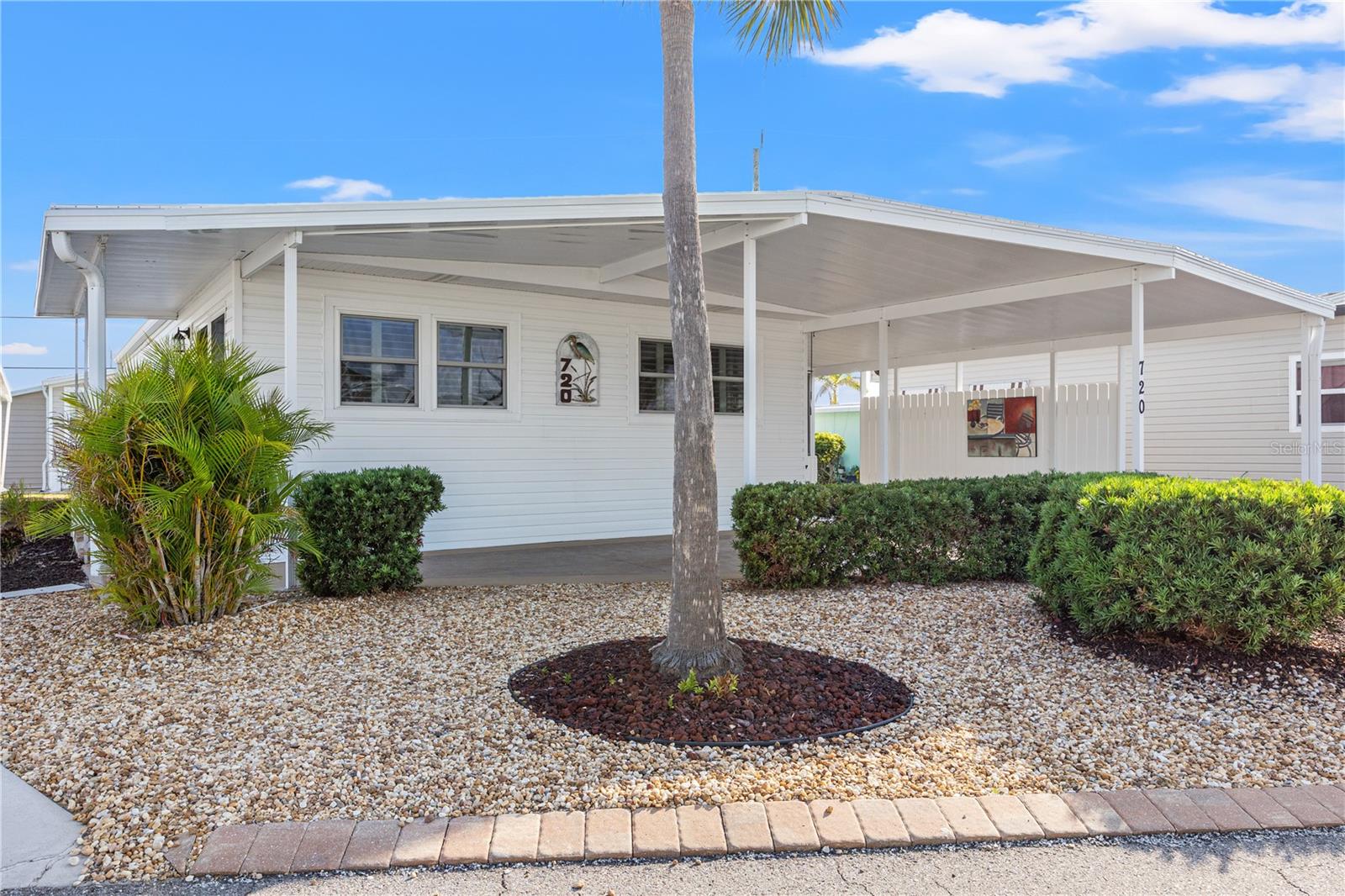 720 S Green Cir Property Photo