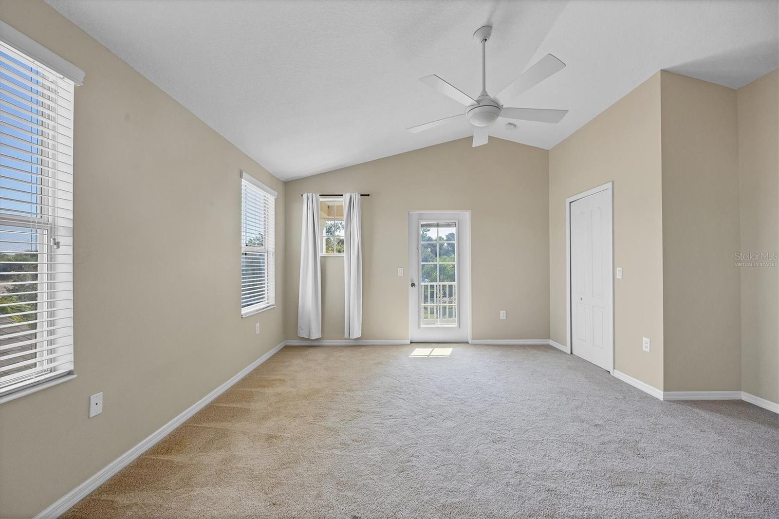 4811 Woodbrook Dr Property Photo 22