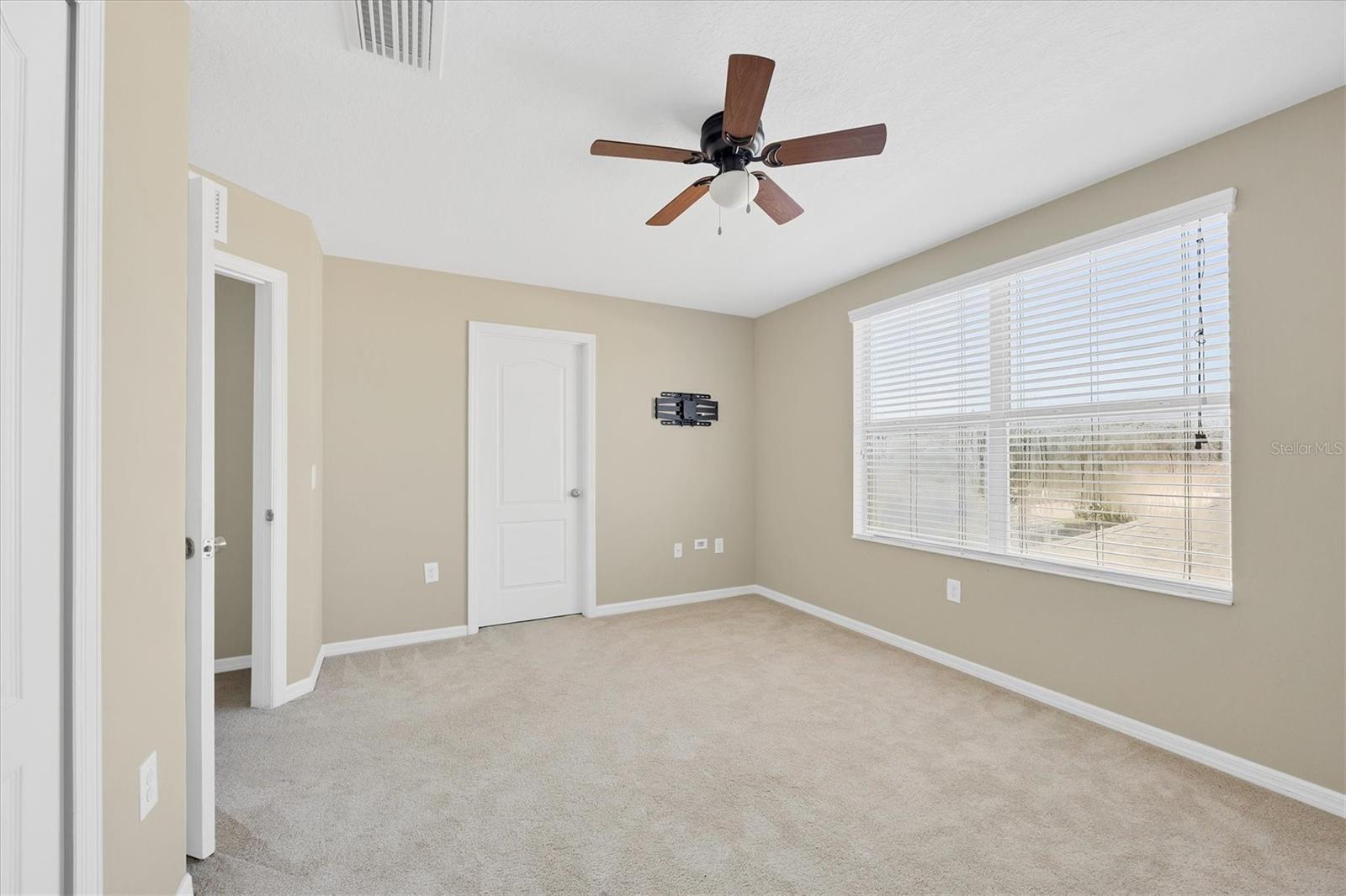 4811 Woodbrook Dr Property Photo 34