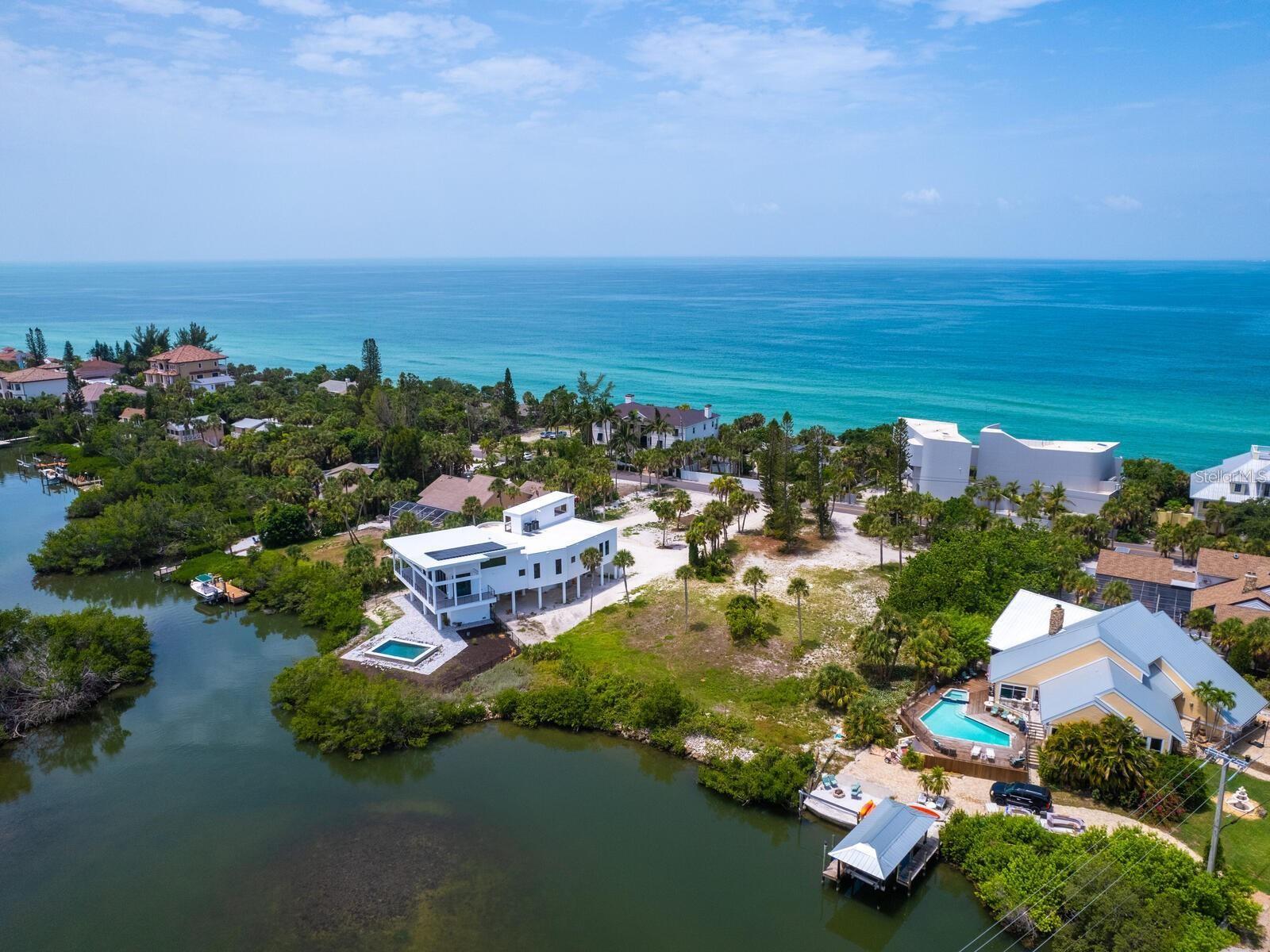 4020 Casey Key Rd Property Photo 1