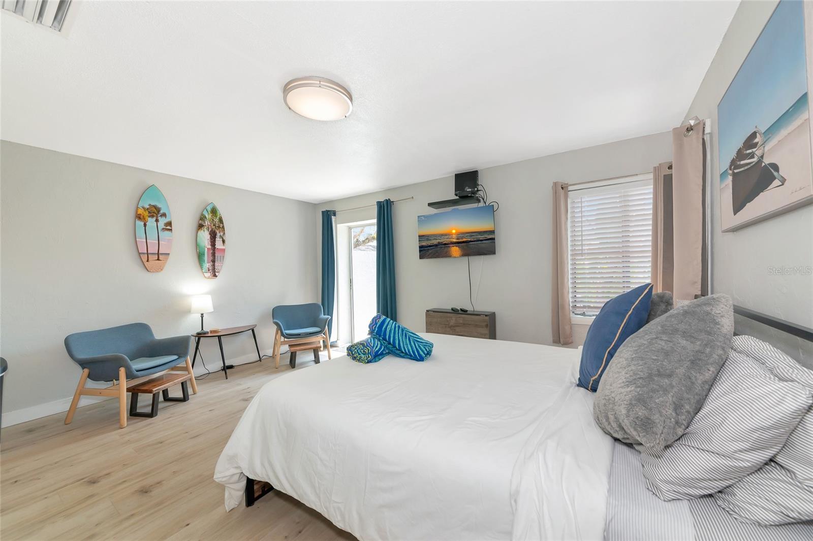 170 Roosevelt Dr #2 Property Photo 8