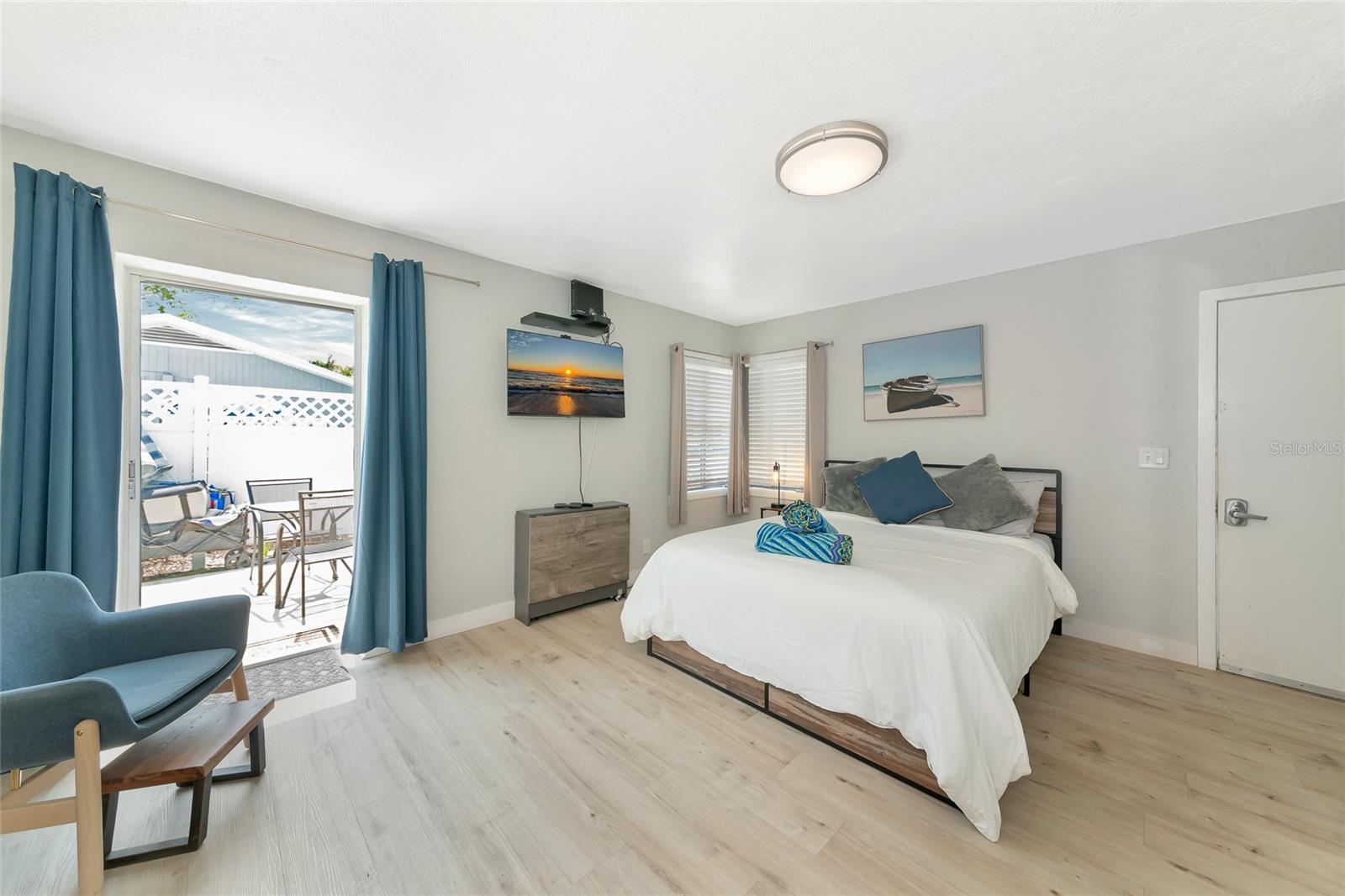 170 Roosevelt Dr #2 Property Photo 9