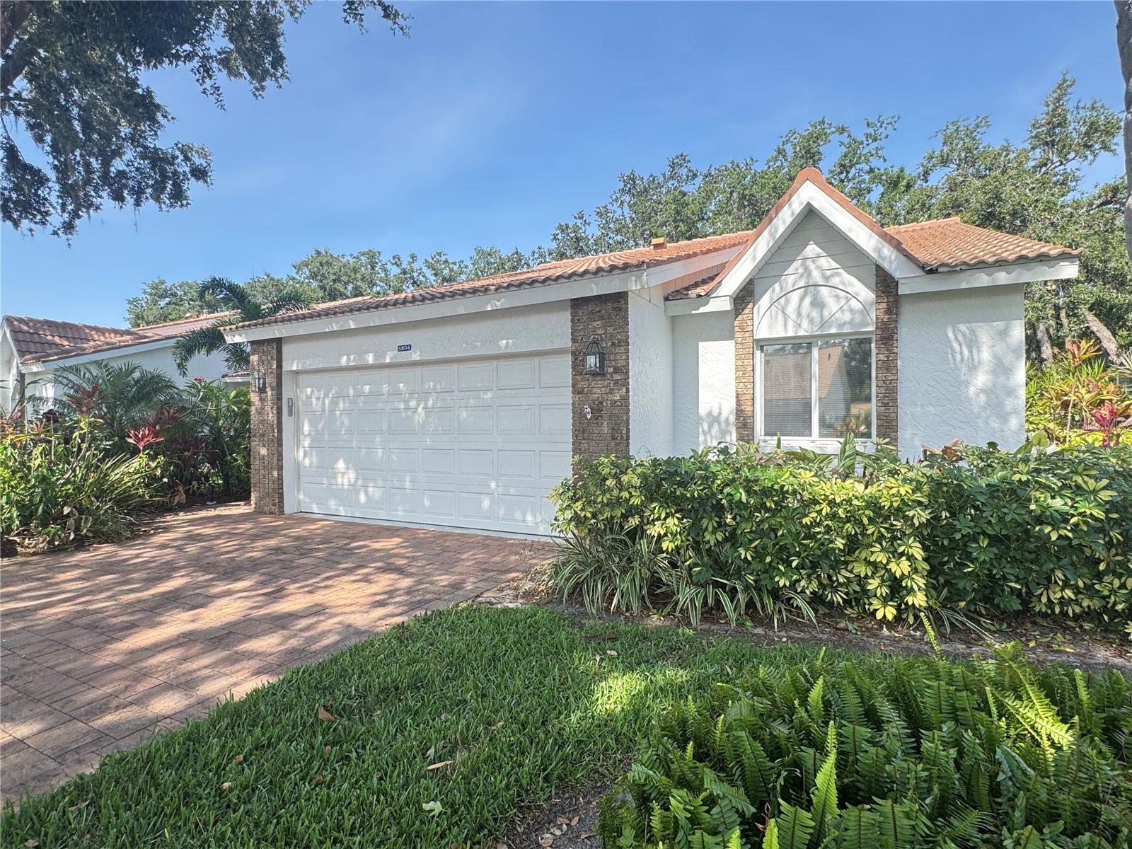 5804 Garden Lakes Fern Property Photo 1