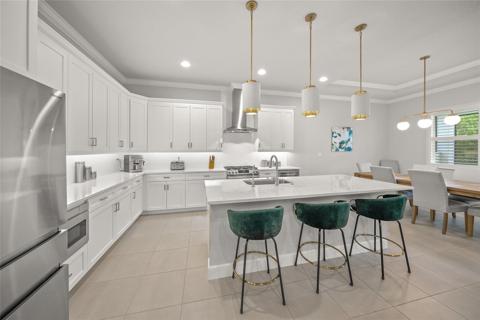 7717 Sandhill Lake Dr Property Photo 11