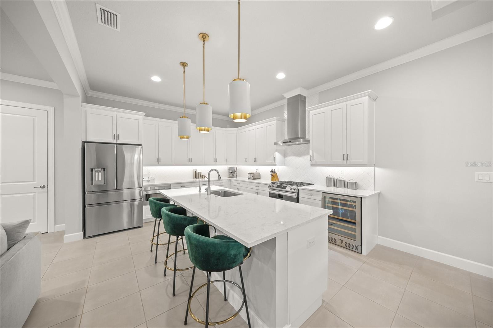 7717 Sandhill Lake Dr Property Photo 12