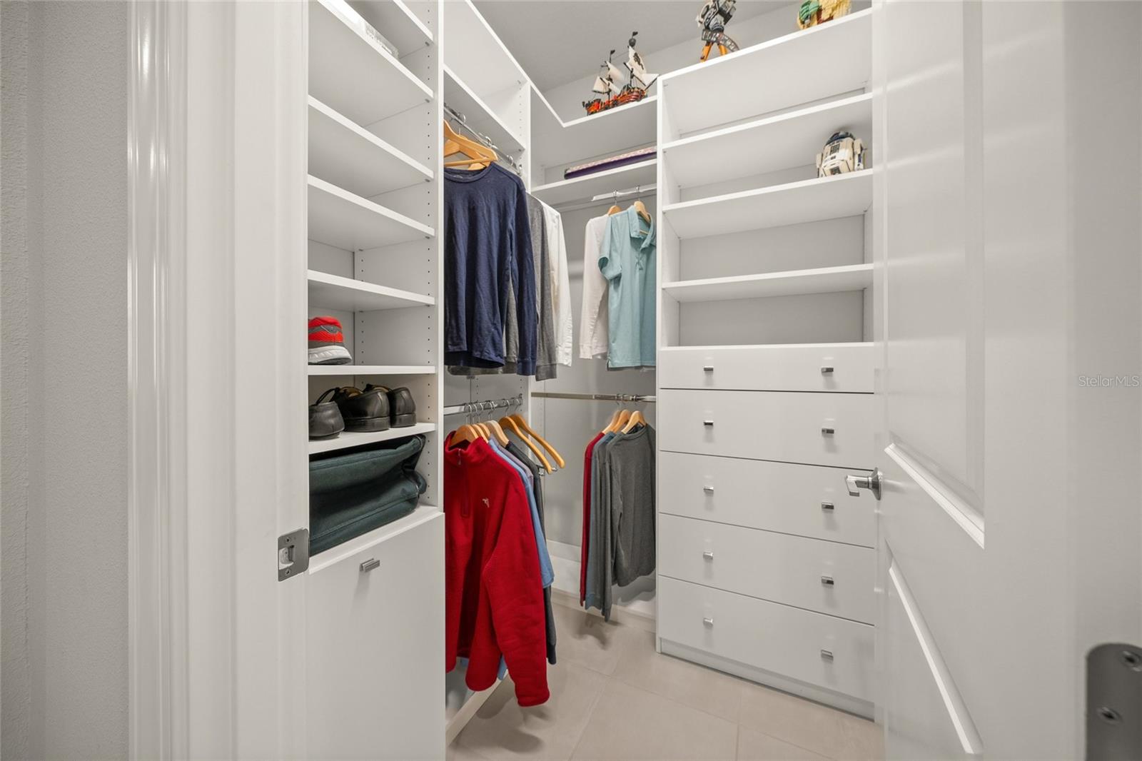 7717 Sandhill Lake Dr Property Photo 24