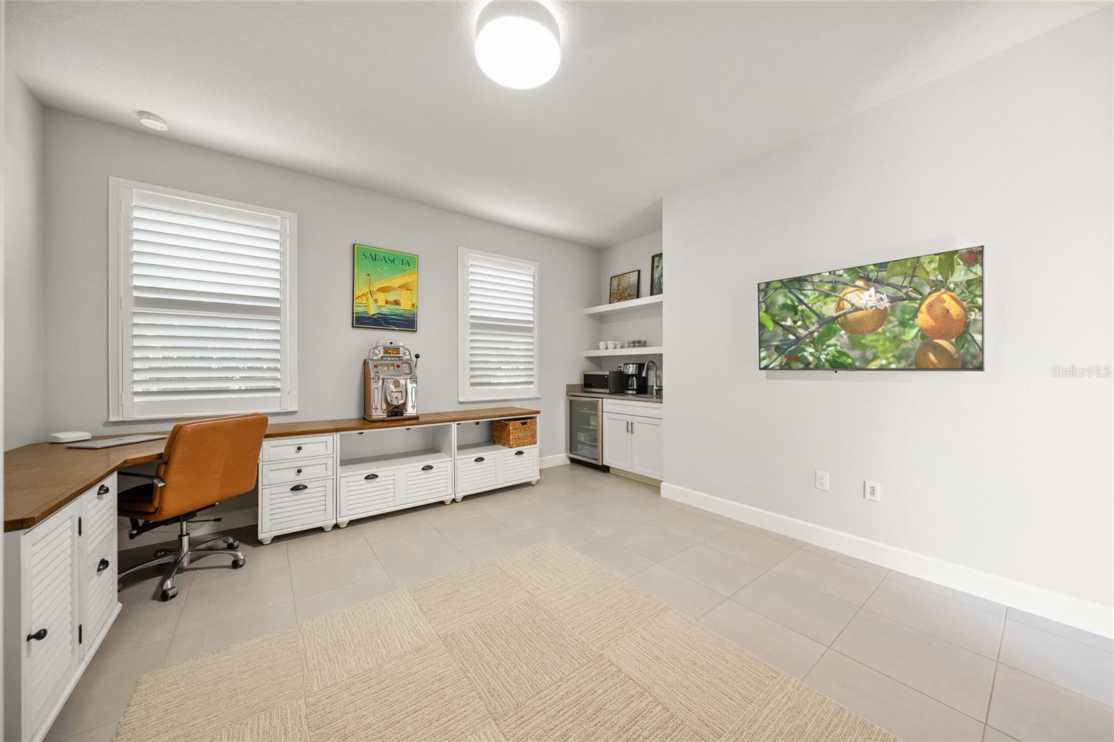 7717 Sandhill Lake Dr Property Photo 34