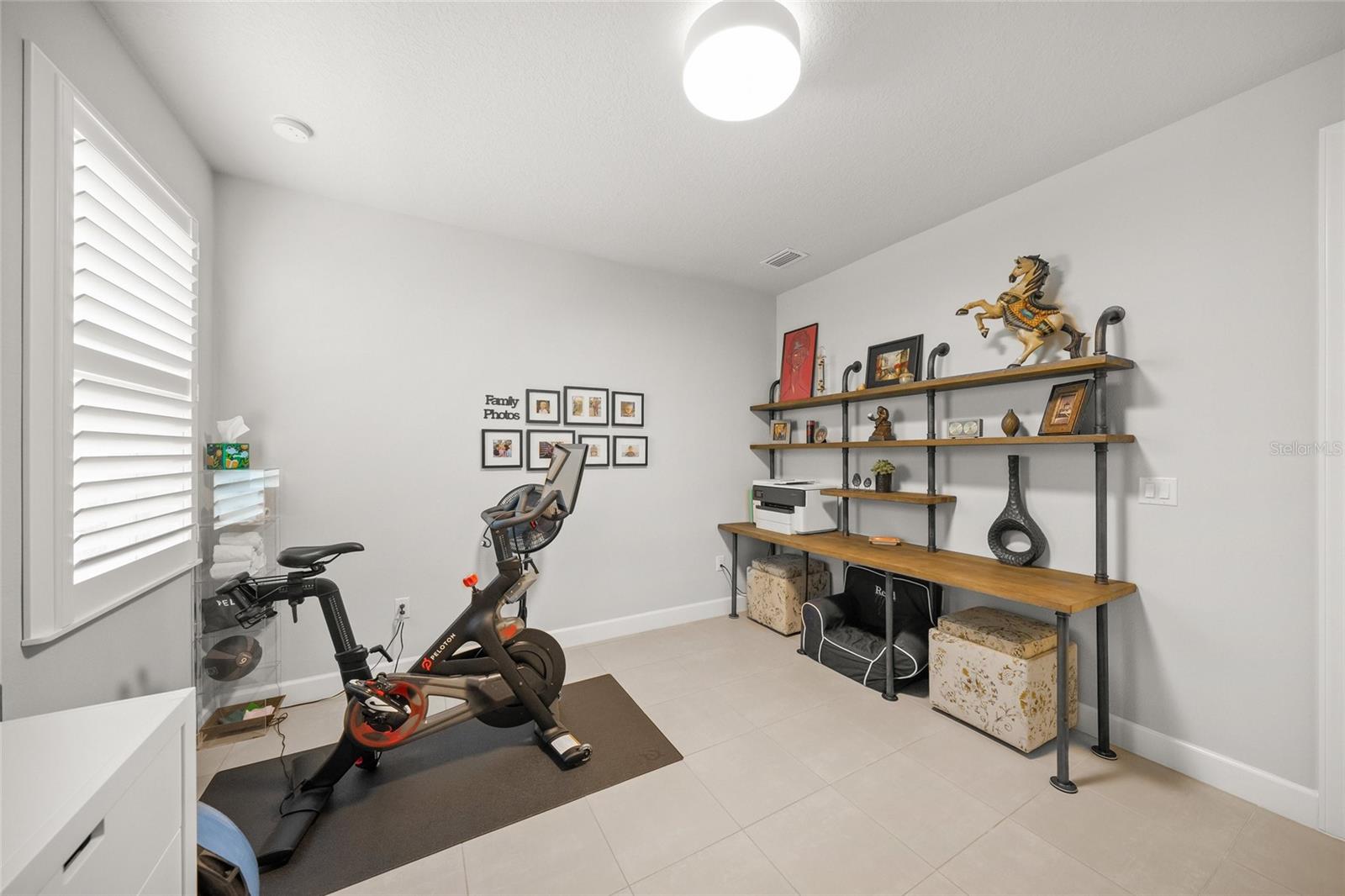 7717 Sandhill Lake Dr Property Photo 38