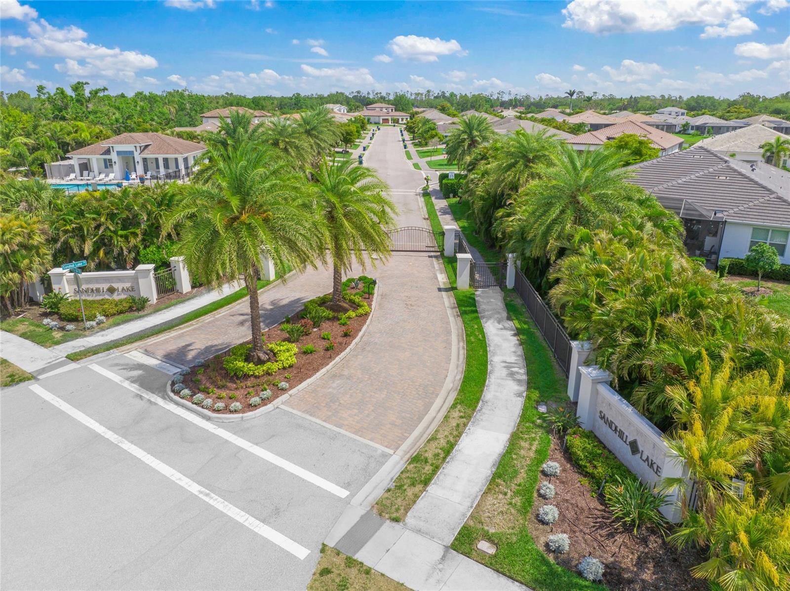 7717 Sandhill Lake Dr Property Photo 56