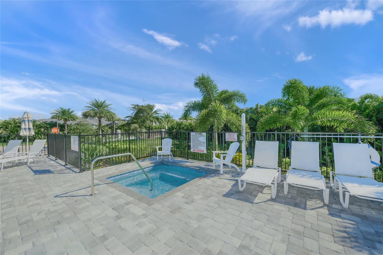 7717 Sandhill Lake Dr Property Photo 60