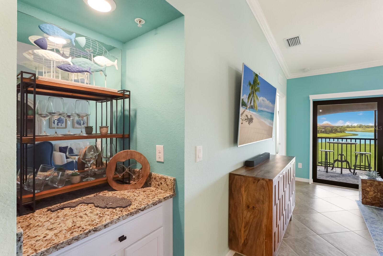 5557 Palmer Cir #202 Property Photo 14