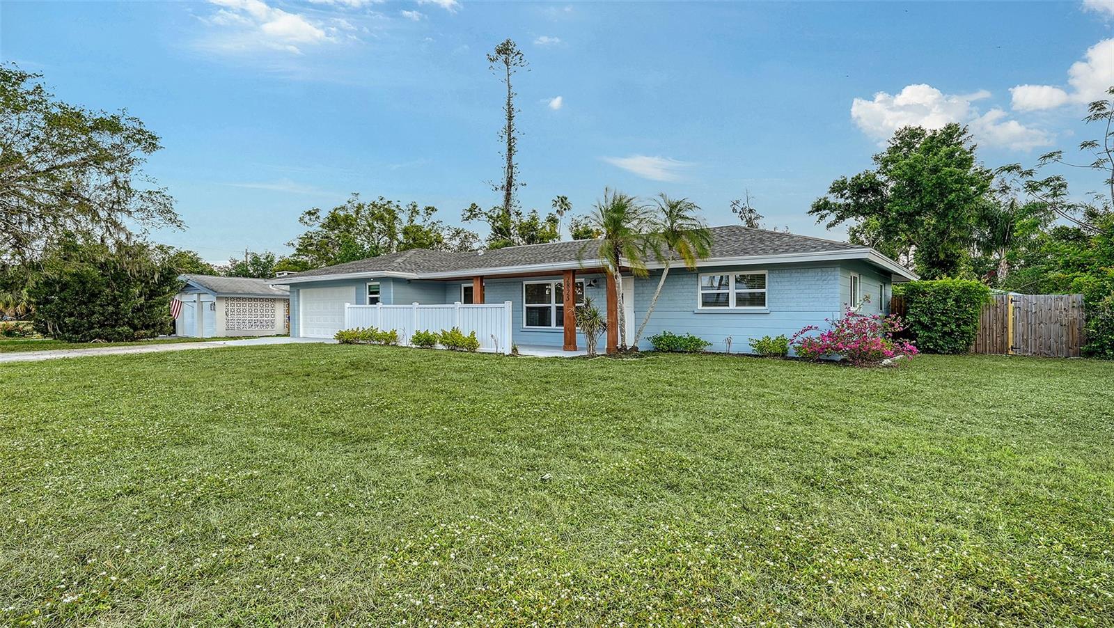 2825 Pinecrest St Property Photo