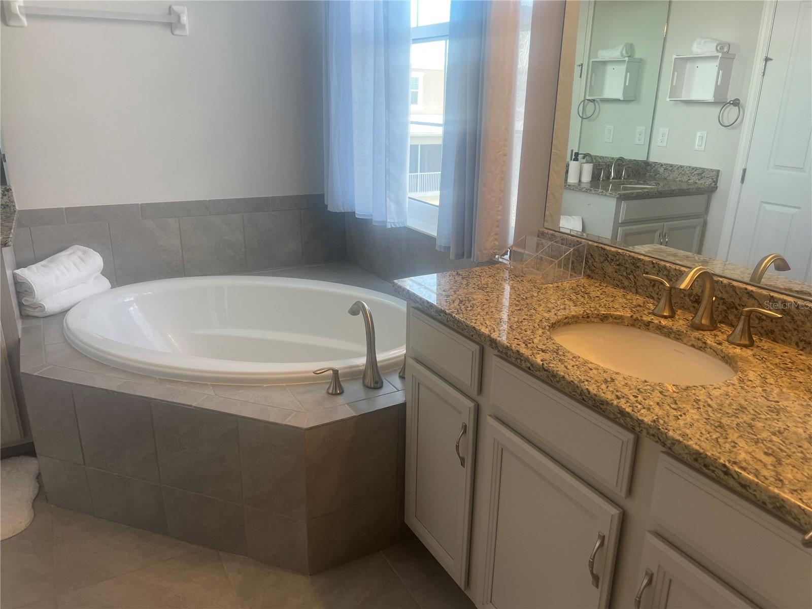 10420 Coral Landings Ln #115 Property Photo 12