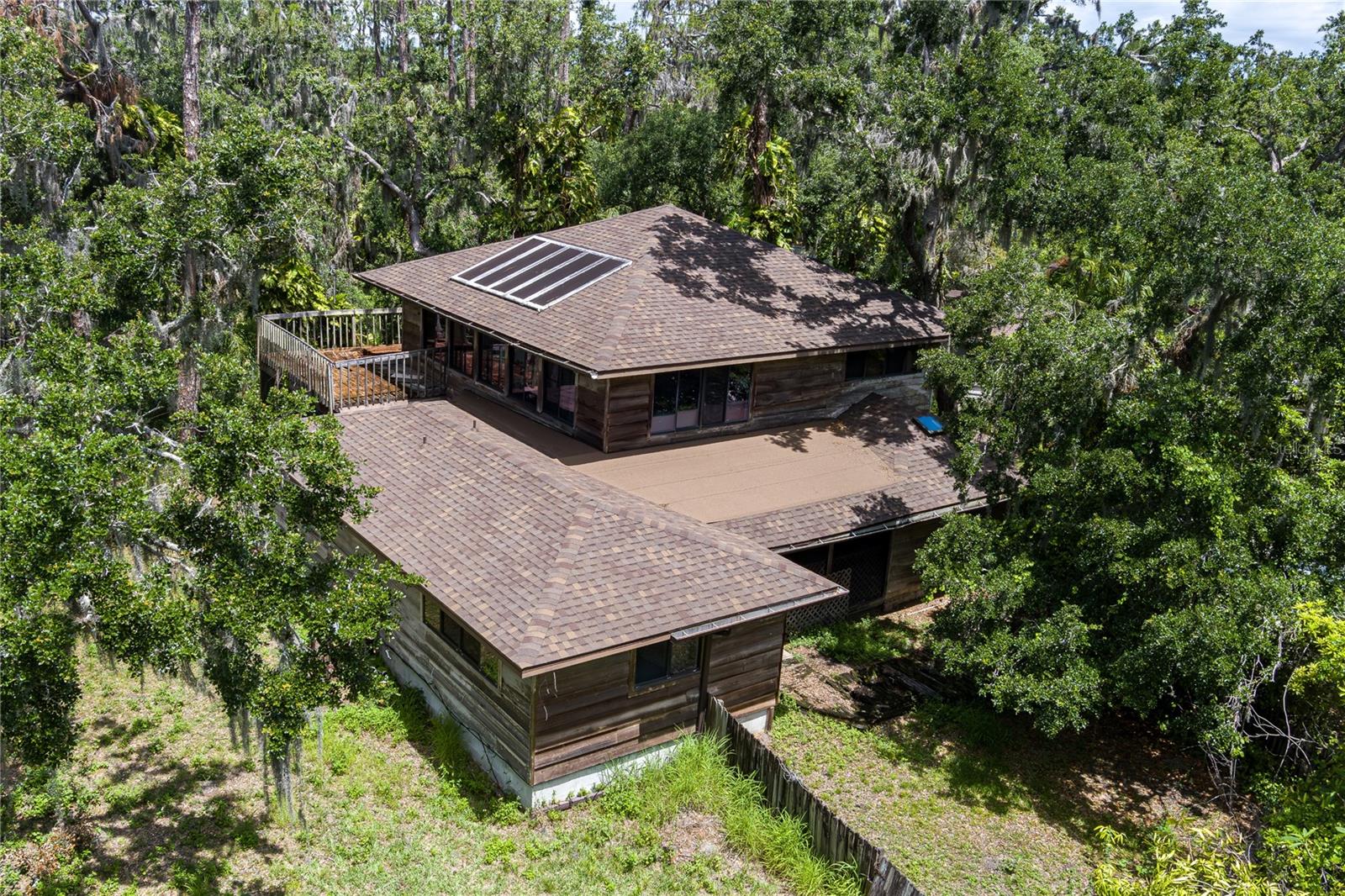 9625 Erie Rd Property Photo