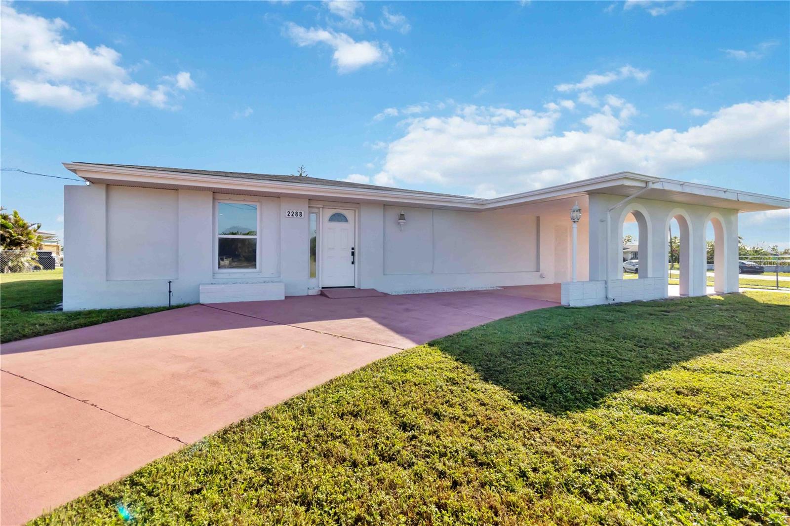 2288 Harbor Blvd Property Photo