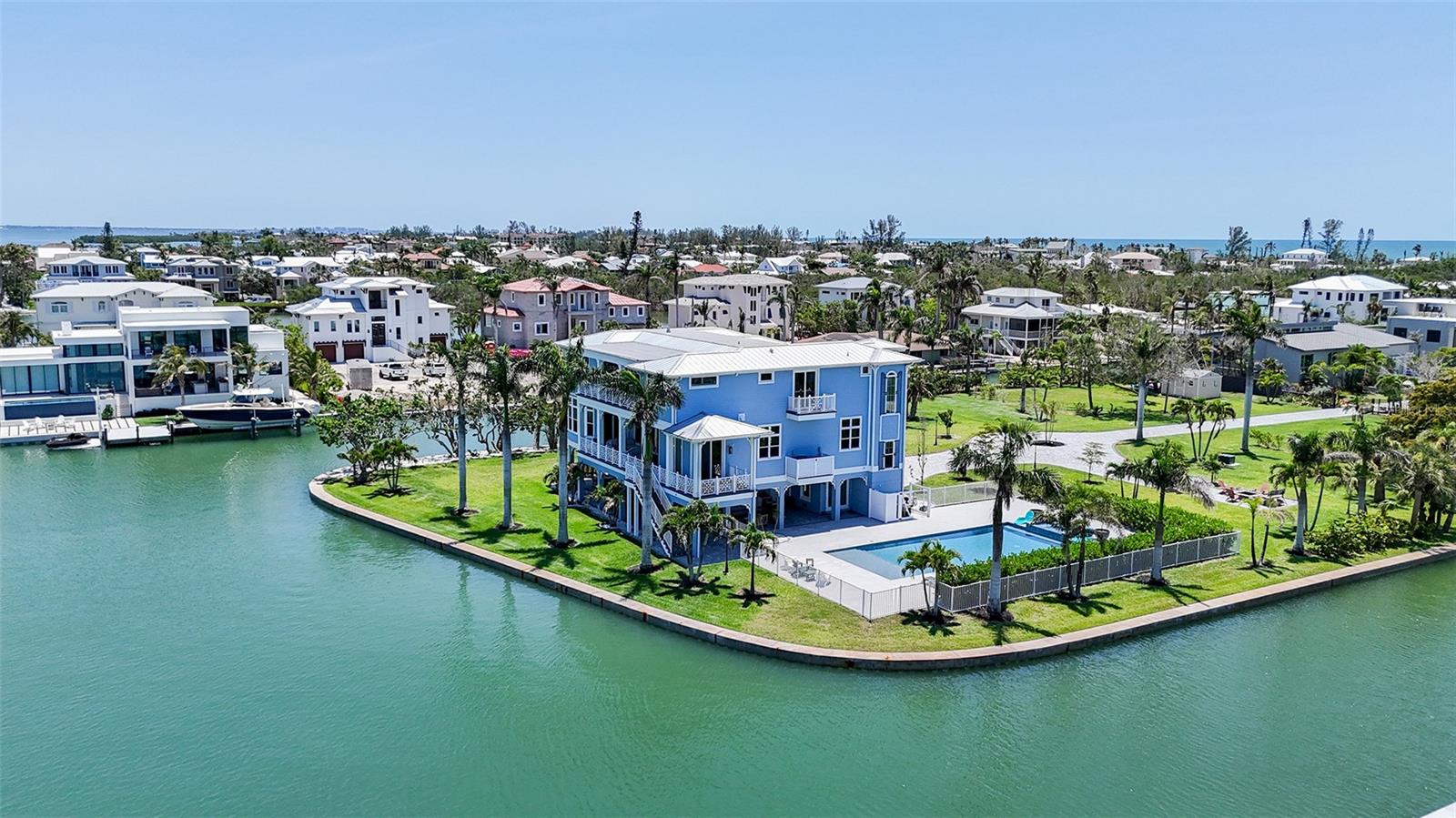 630 De Narvaez Dr Property Photo 4