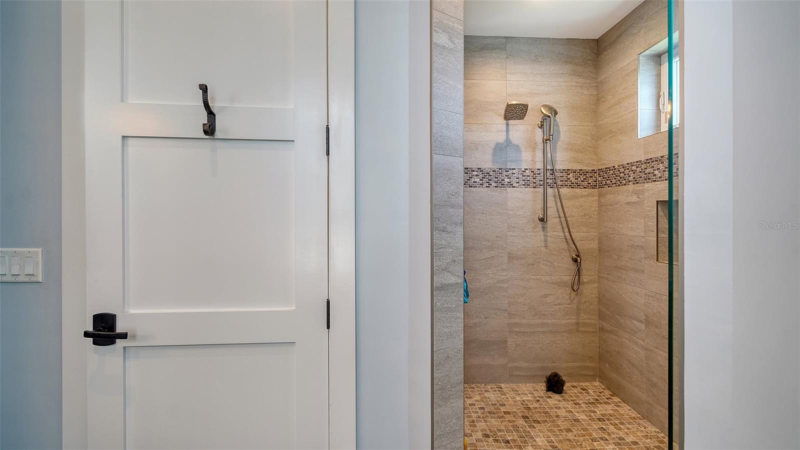 630 De Narvaez Dr Property Photo 47