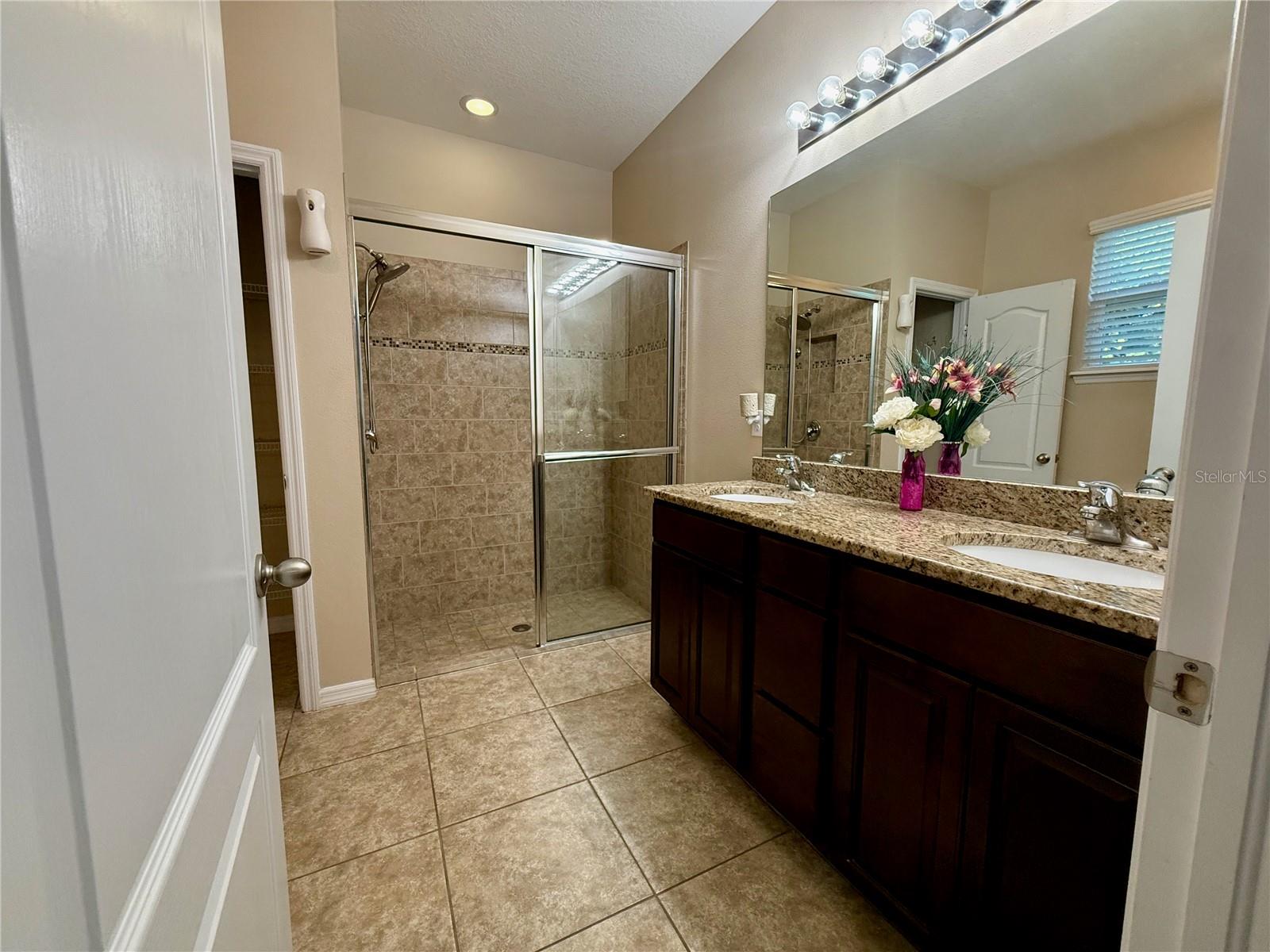 6121 35th Ct E Property Photo 23