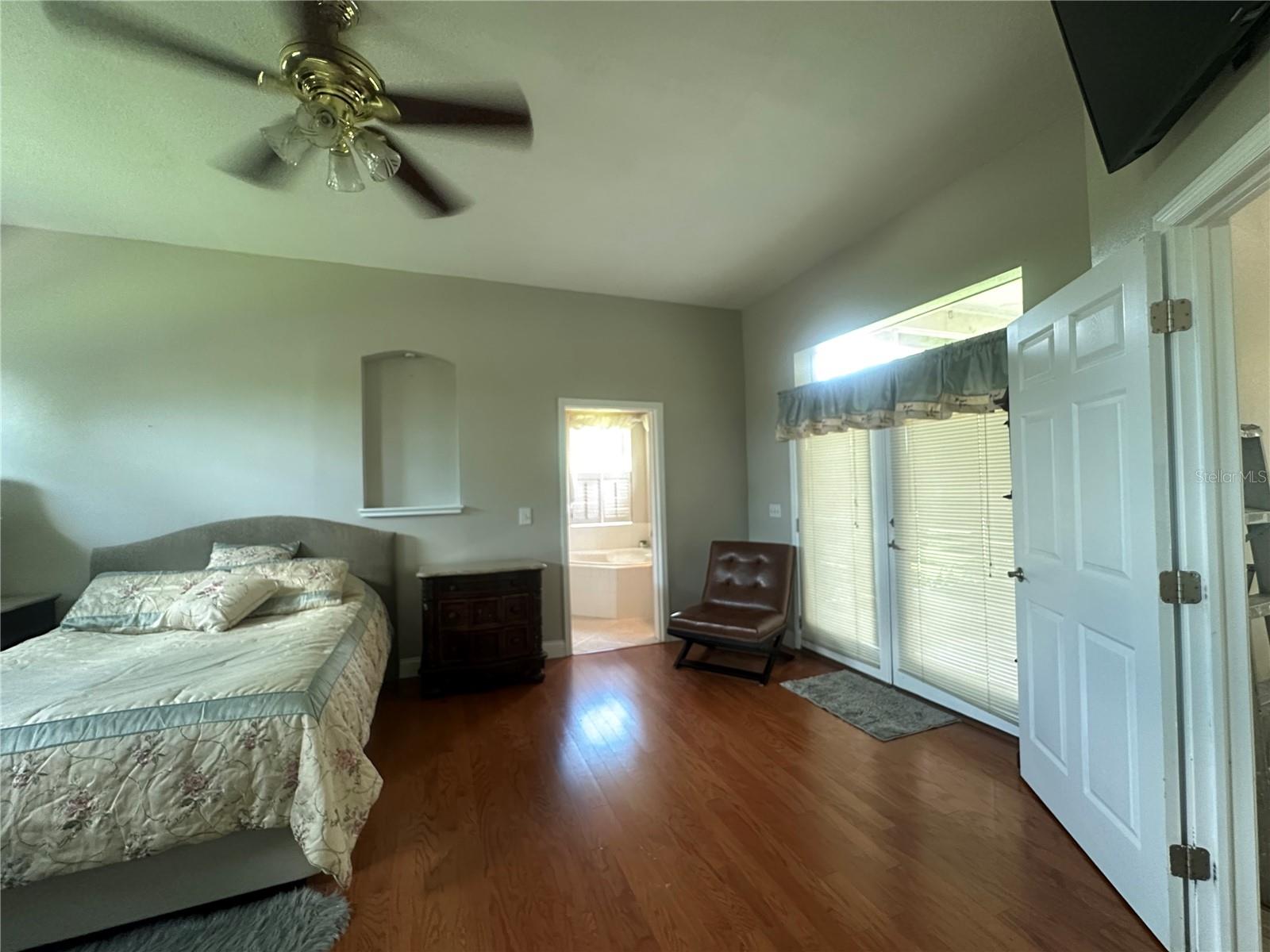 3192 Oaks Bnd Property Photo 52
