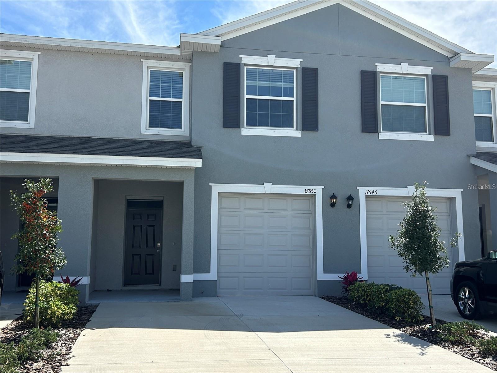 17550 Crescent Moon Loop Property Photo 1
