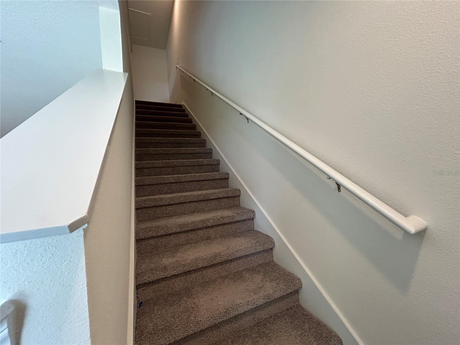 17550 Crescent Moon Loop Property Photo 12