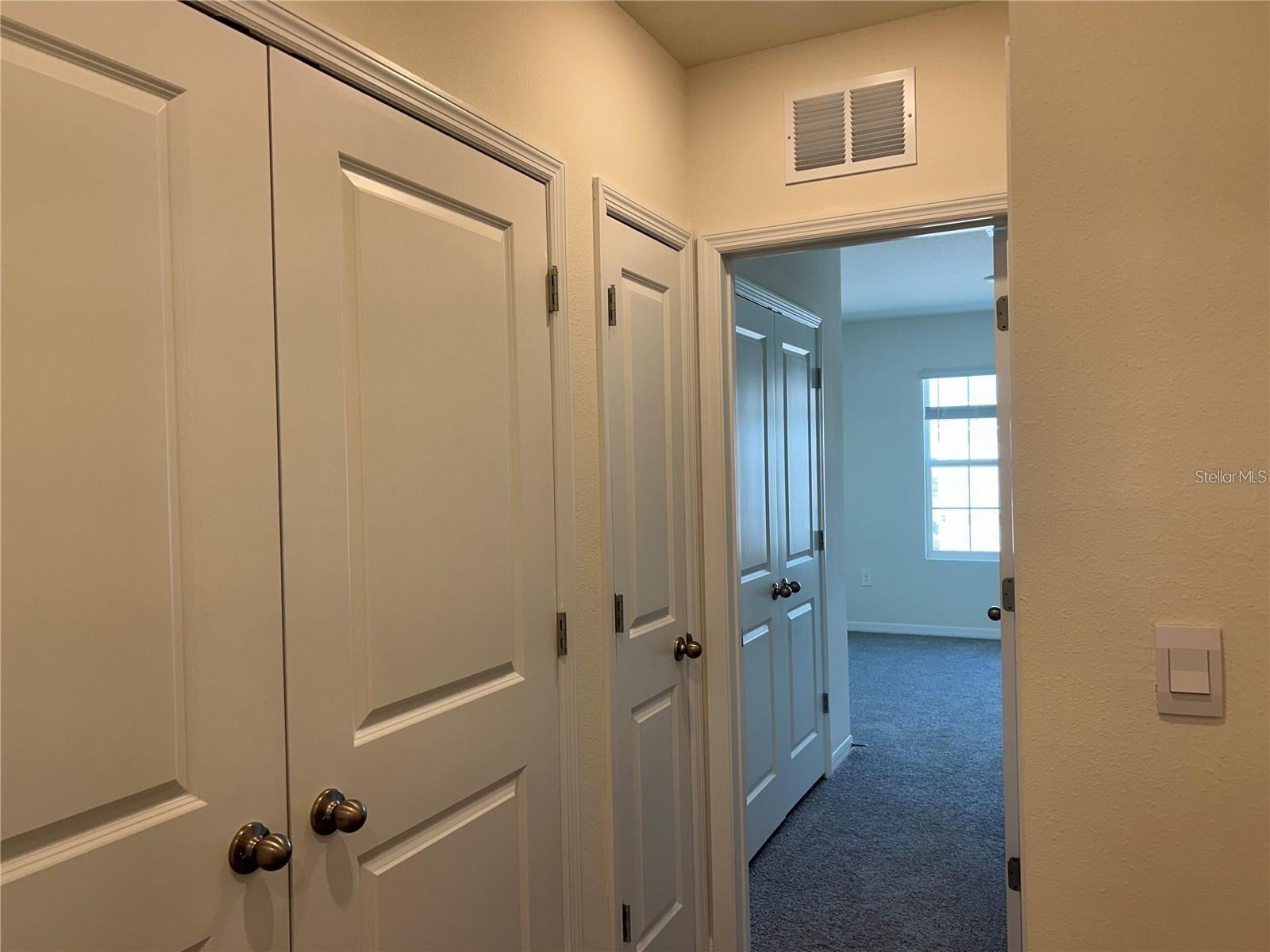 17550 Crescent Moon Loop Property Photo 23