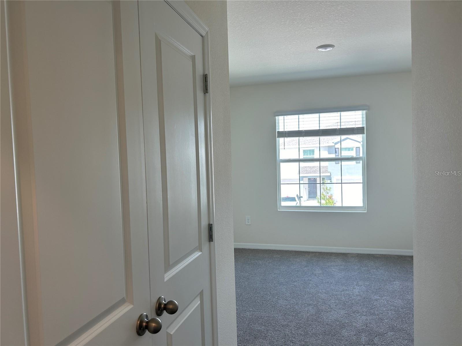 17550 Crescent Moon Loop Property Photo 25
