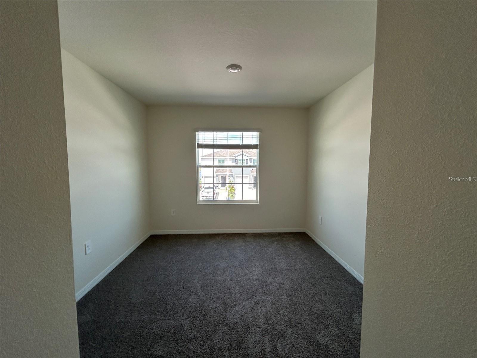 17550 Crescent Moon Loop Property Photo 27