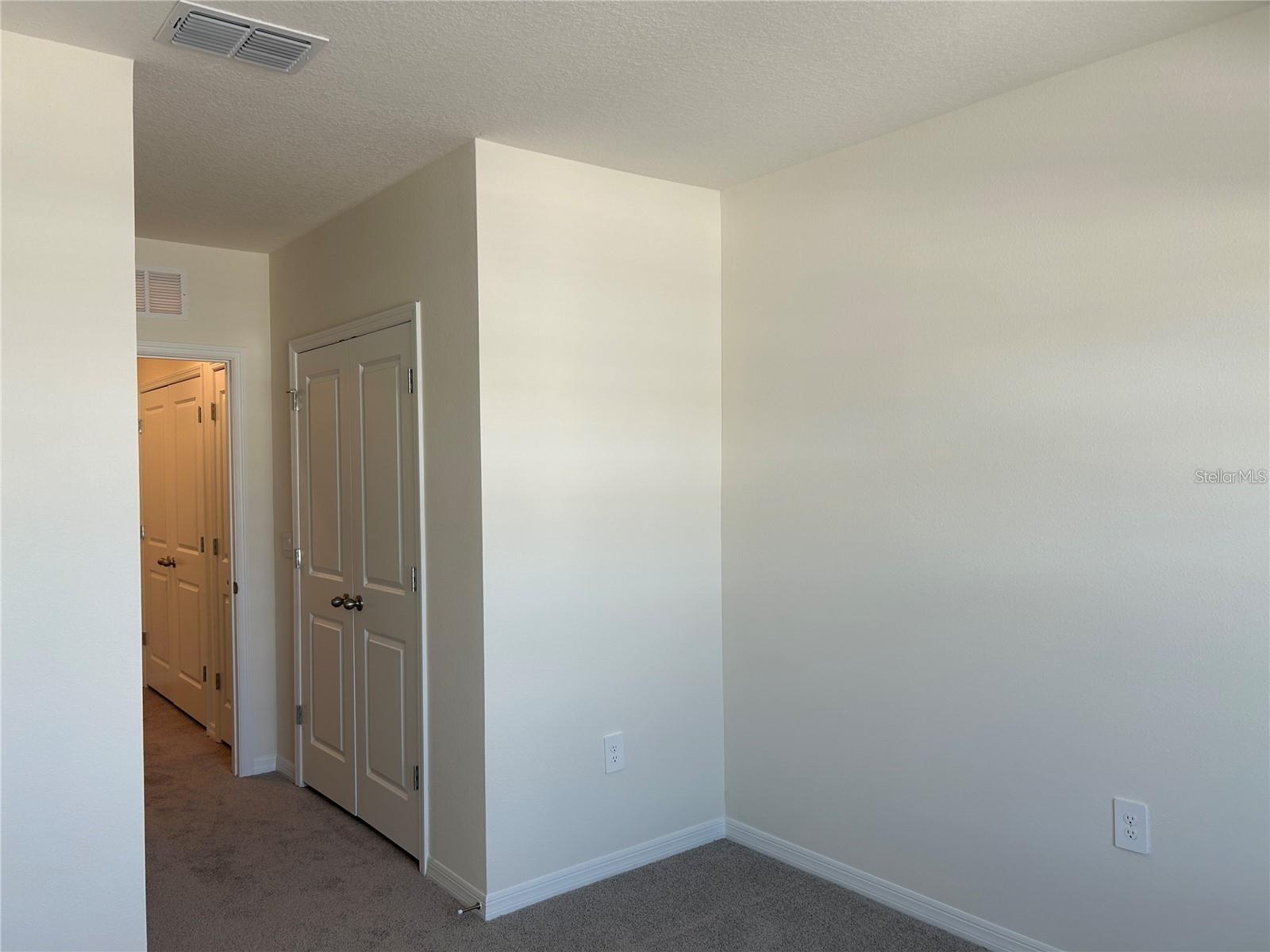 17550 Crescent Moon Loop Property Photo 28