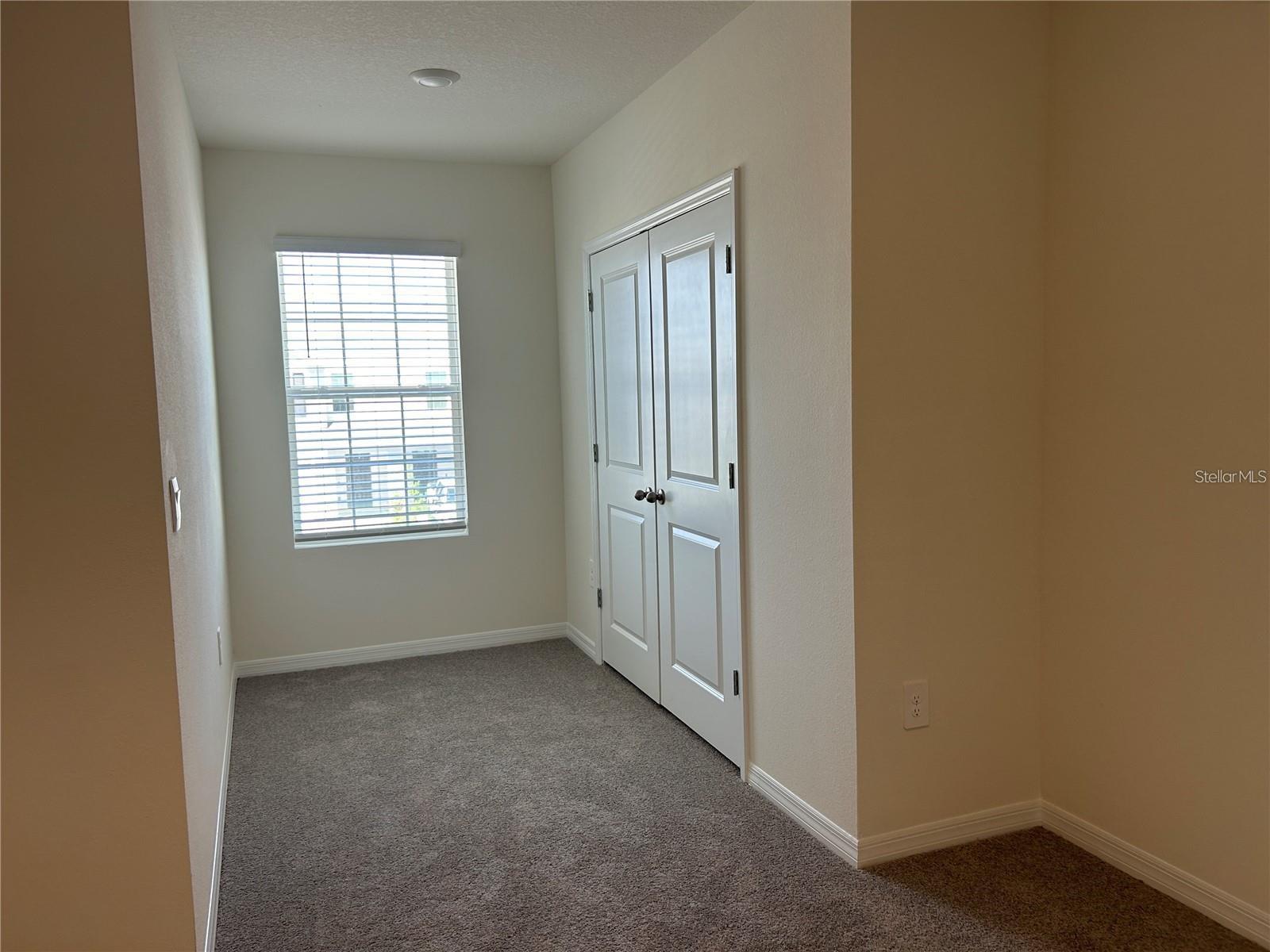 17550 Crescent Moon Loop Property Photo 32