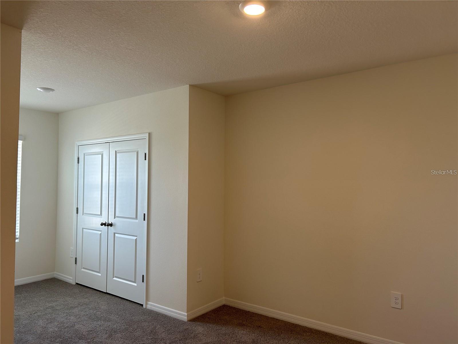 17550 Crescent Moon Loop Property Photo 33