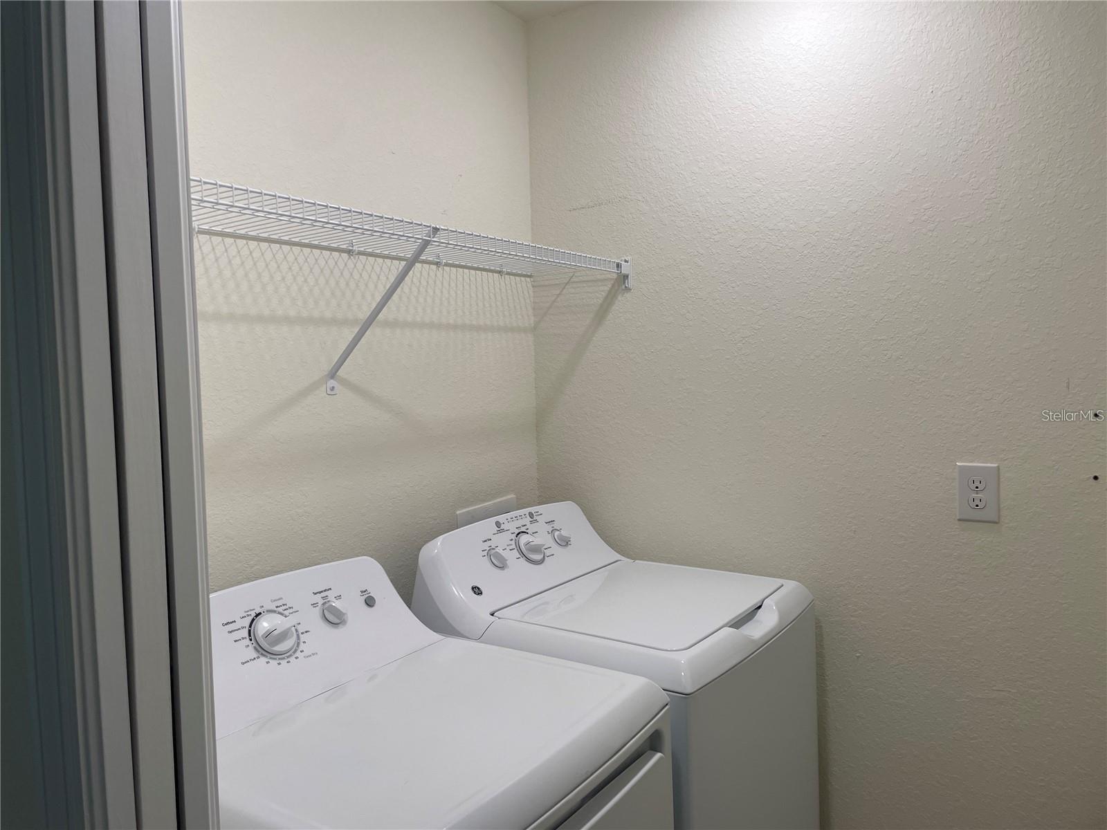 5674 Palmer Cir #206 Property Photo 19