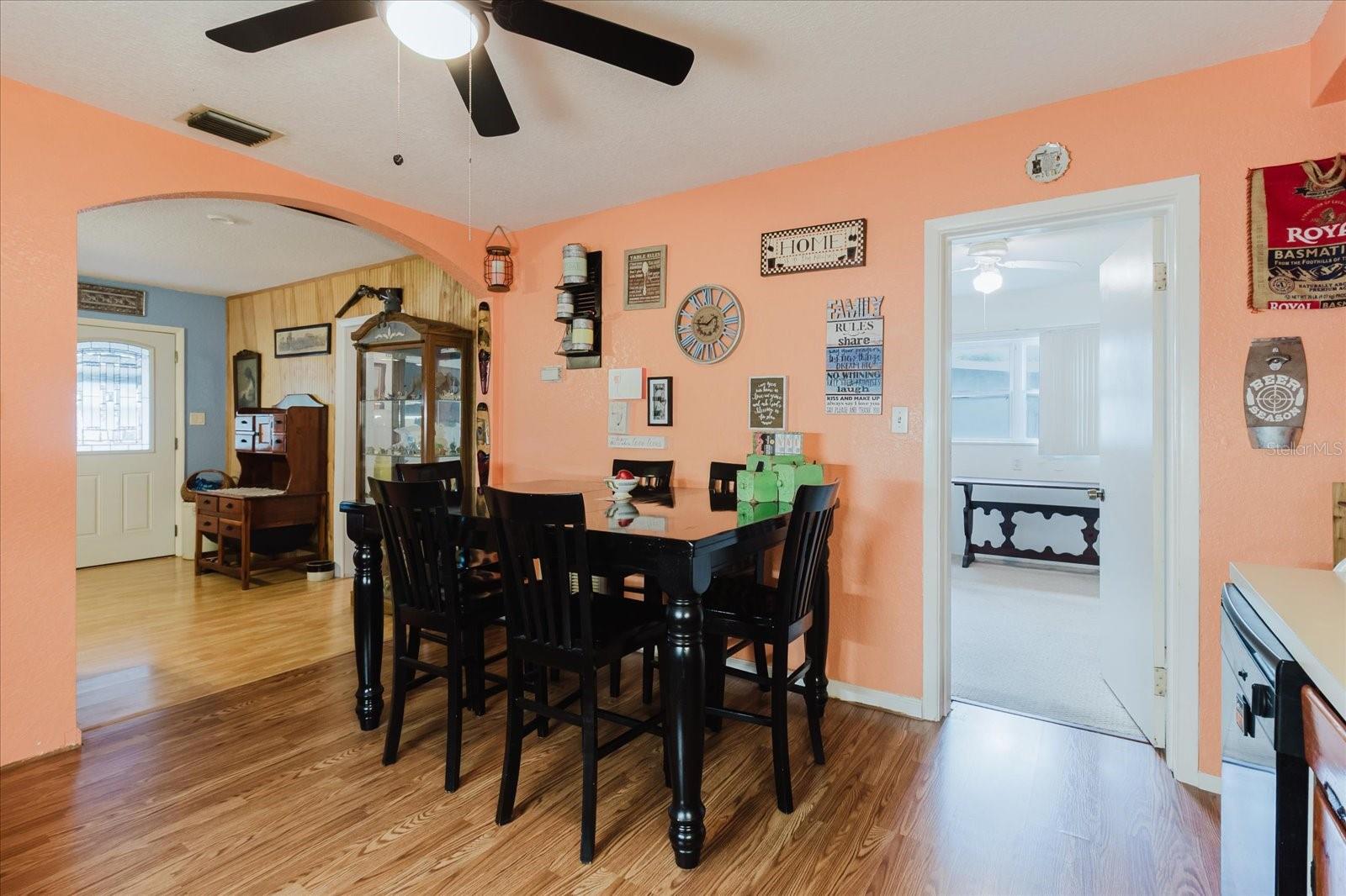 4015 Asbury Pl Property Photo 15