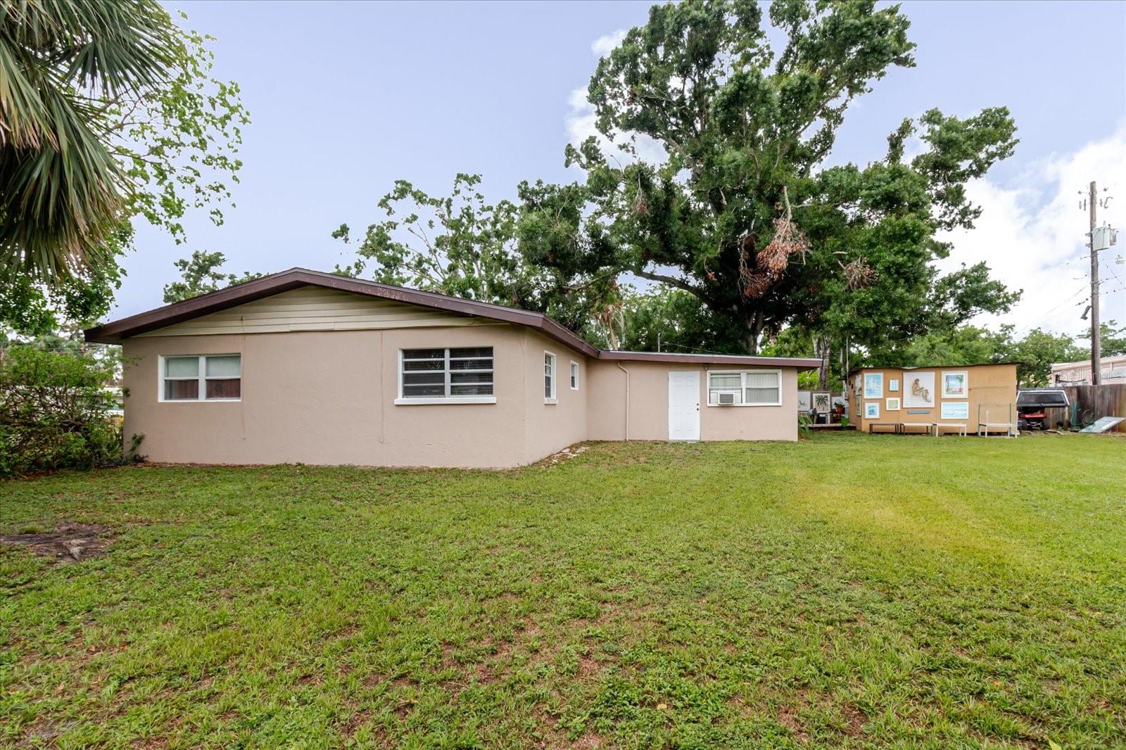 4015 Asbury Pl Property Photo 30