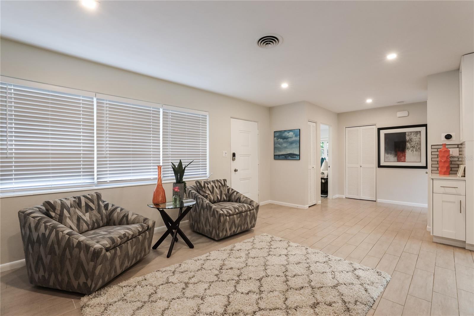 2266 Clematis St Property Photo 12