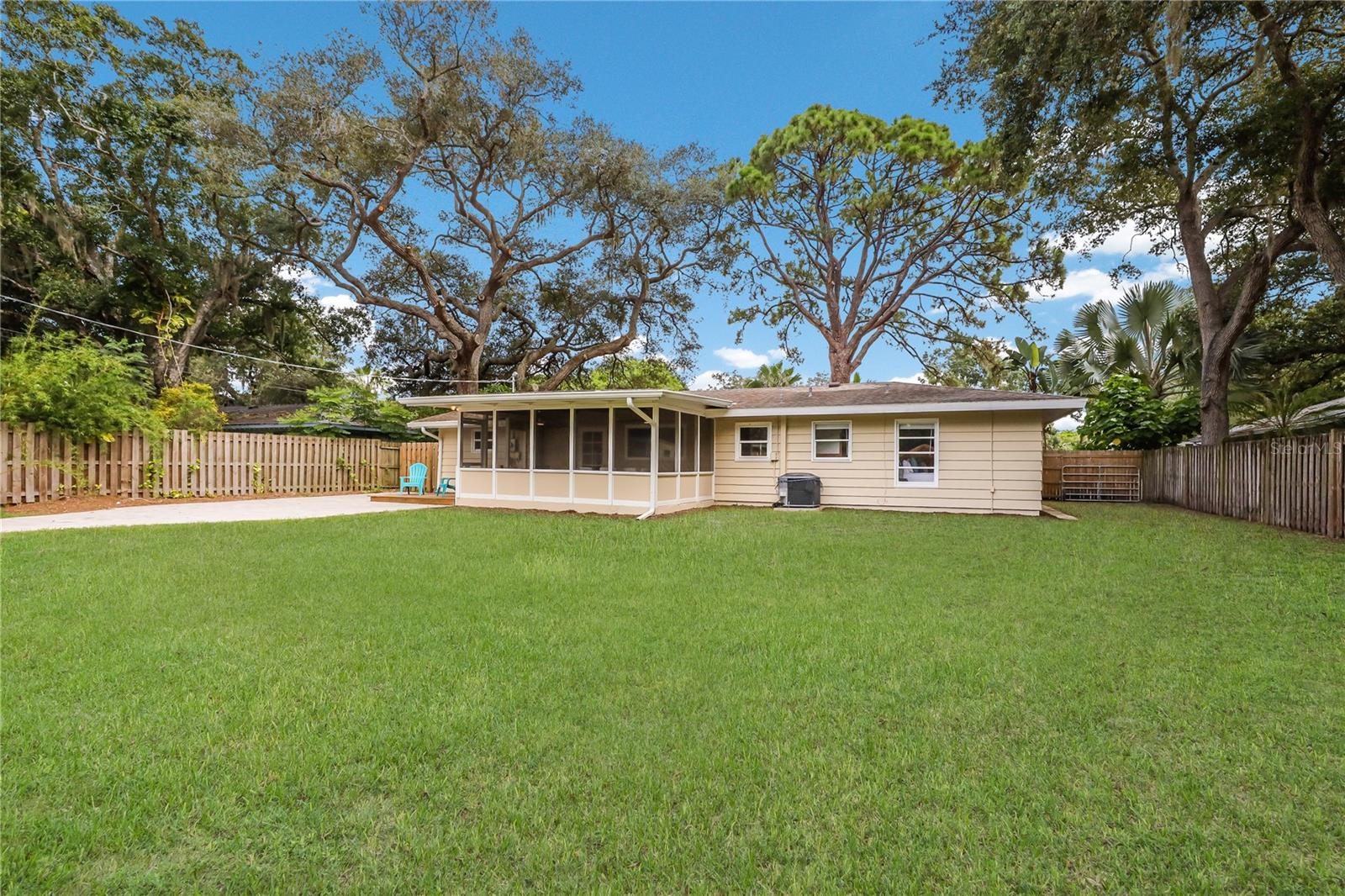 2266 Clematis St Property Photo 20