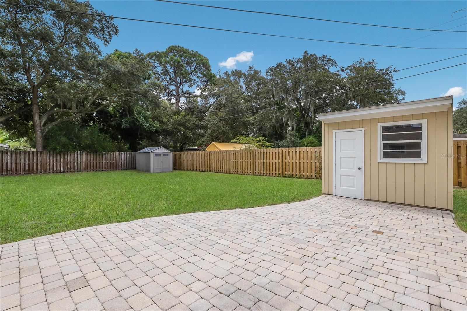 2266 Clematis St Property Photo 23