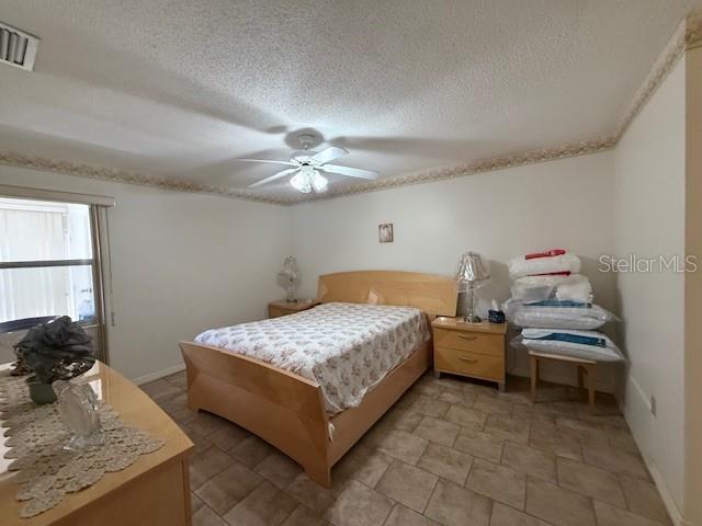 2664 Woodgate Ln #d2 Property Photo 9