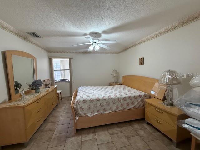 2664 Woodgate Ln #d2 Property Photo 10