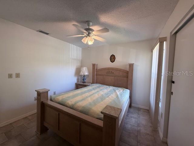 2664 Woodgate Ln #d2 Property Photo 12