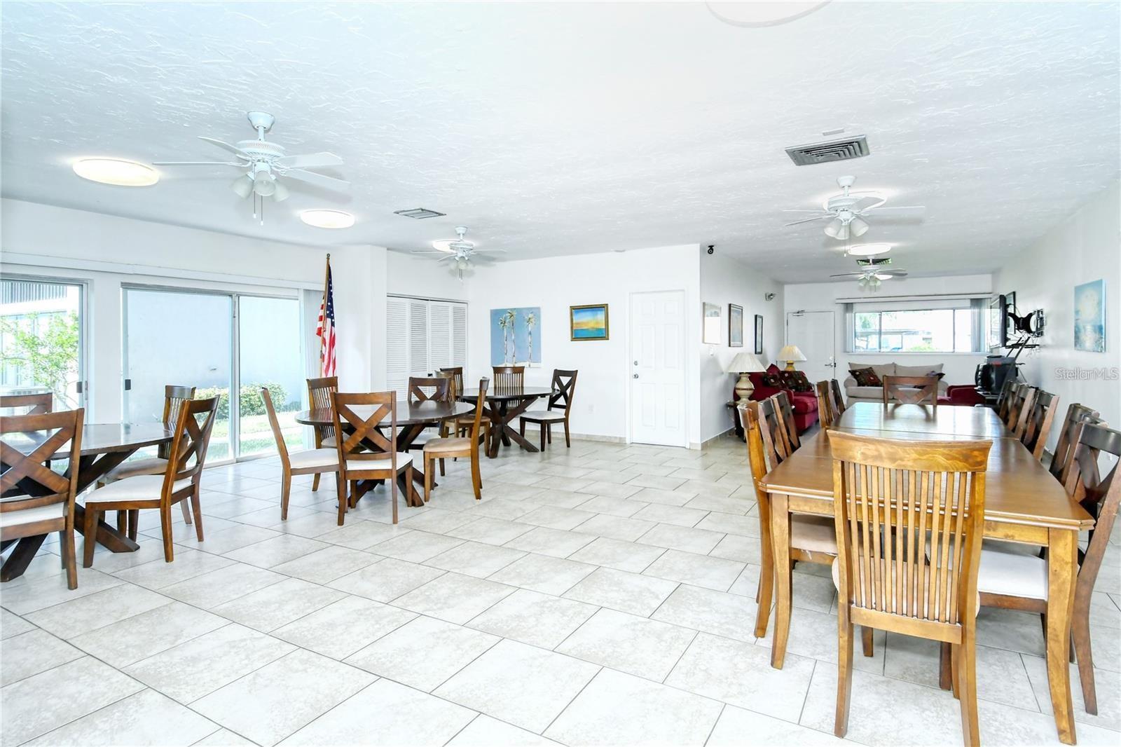 2664 Woodgate Ln #d2 Property Photo 17